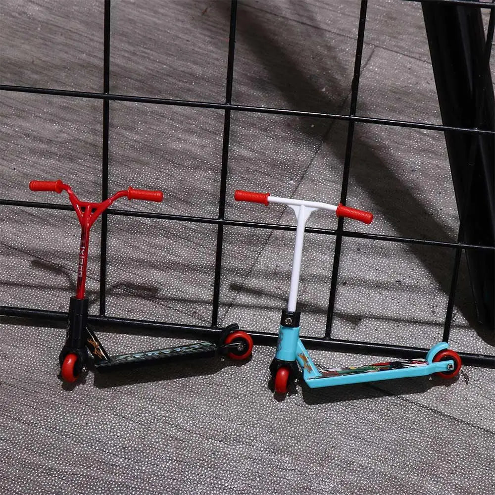 Mini Trottinette à Doigts - Finger Scooter Jouet Enfants