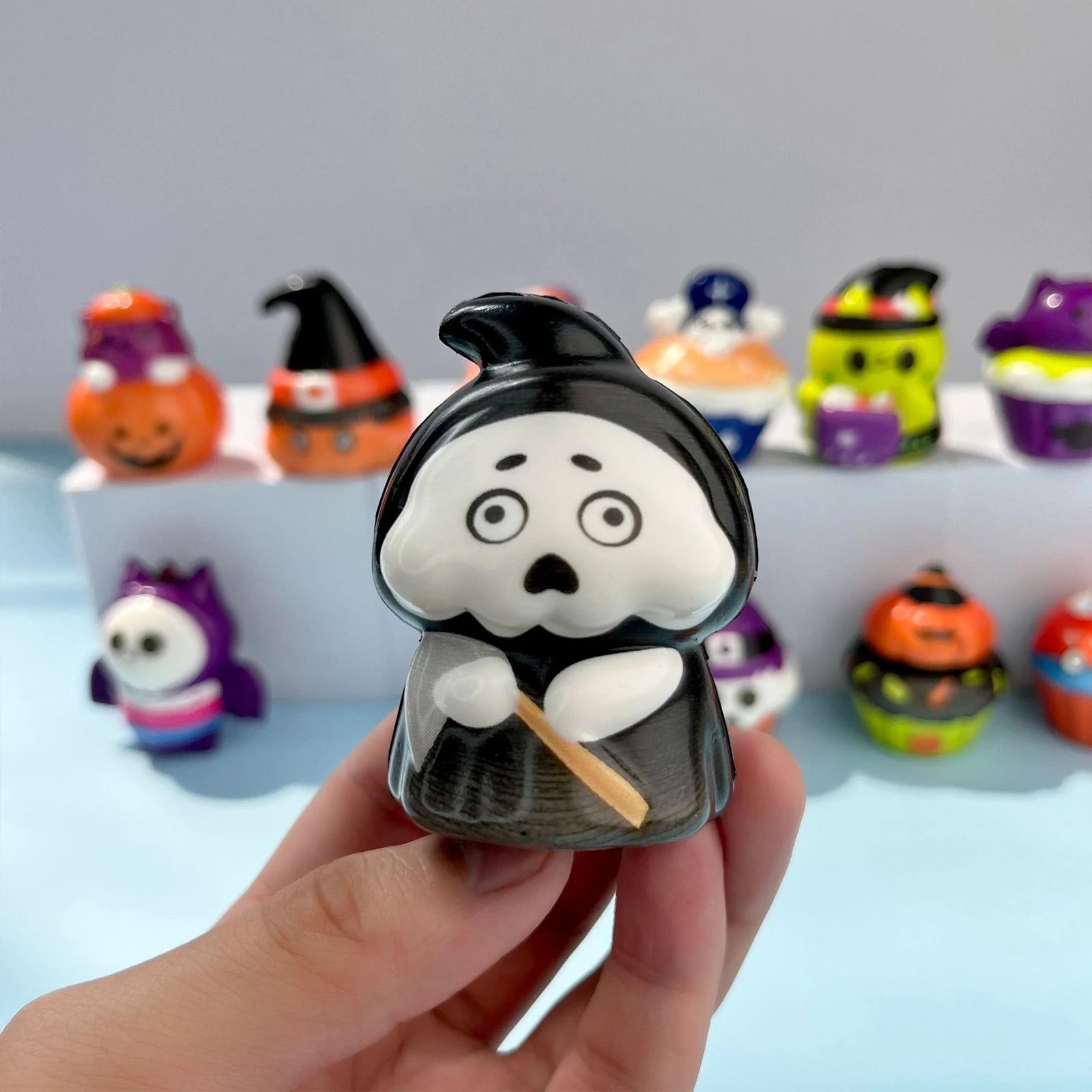 Pack 12 Jouets Anti-Stress Halloween - Squishy à Presser Lentement - Fête et Décompression